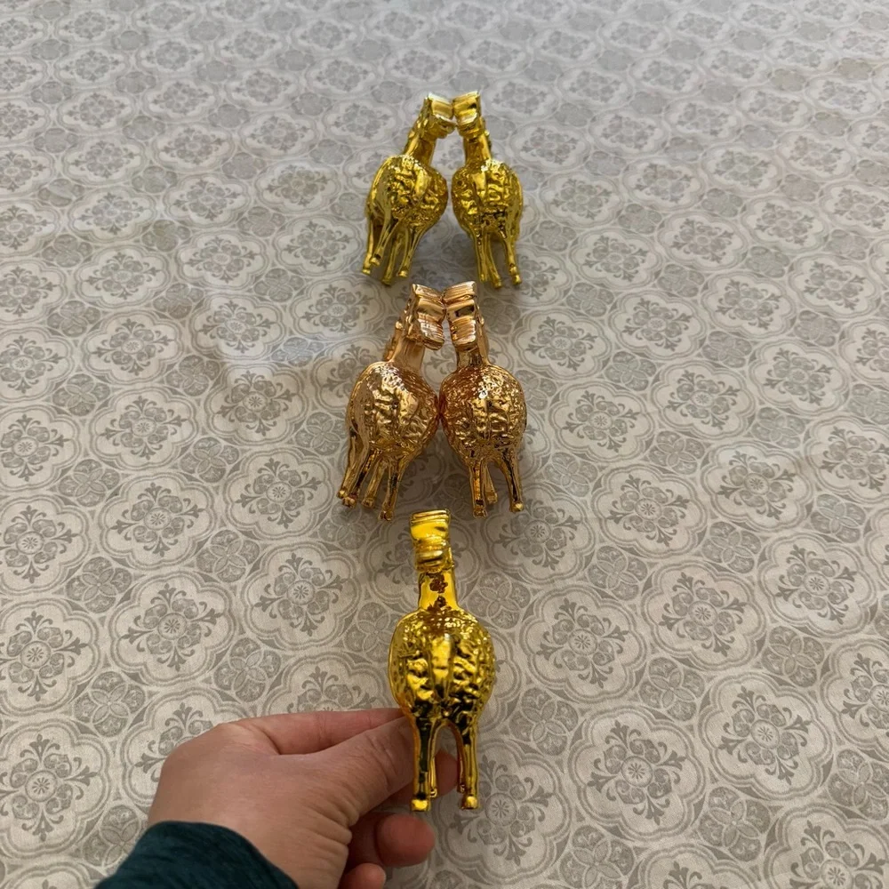 5 Brooks Brothers Golden Fleece sheep ornament!! Limited Edition.